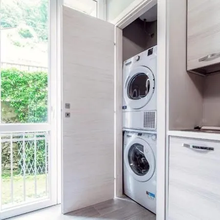 Relax House 7min In Bus Dal * Комо