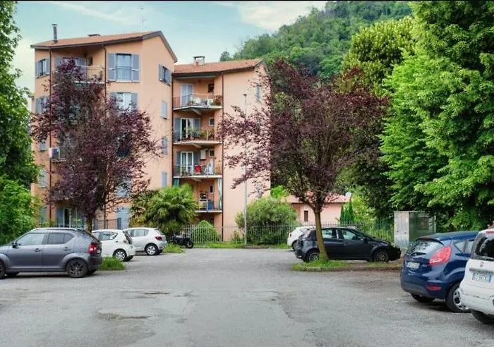 Relax House 7min In Bus Dal * Комо