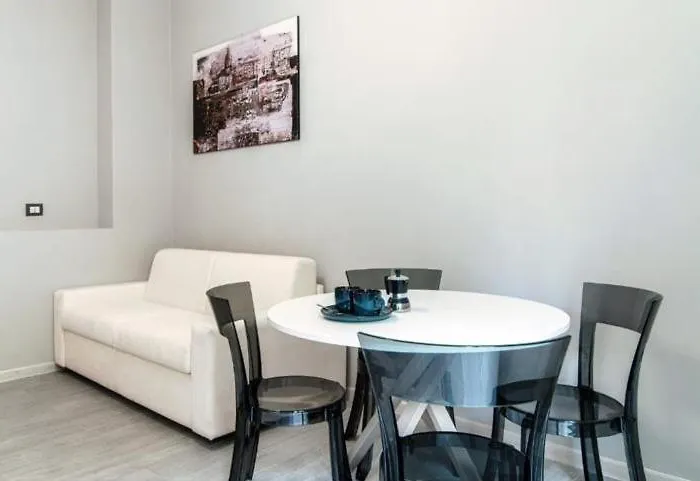 Relax House 7min In Bus Dal * Комо