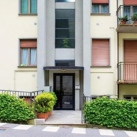 Relax House 7min In Bus Dal Apartment